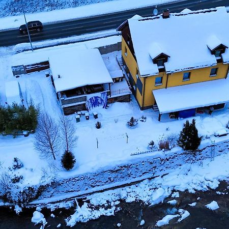 Apartmány Nad řekou Svoboda nad Úpou Esterno foto