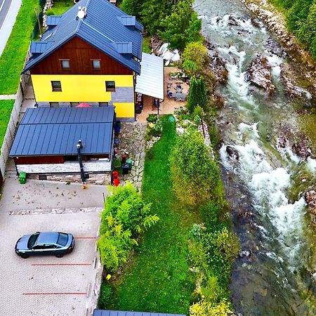 Apartmány Nad řekou Svoboda nad Úpou Esterno foto